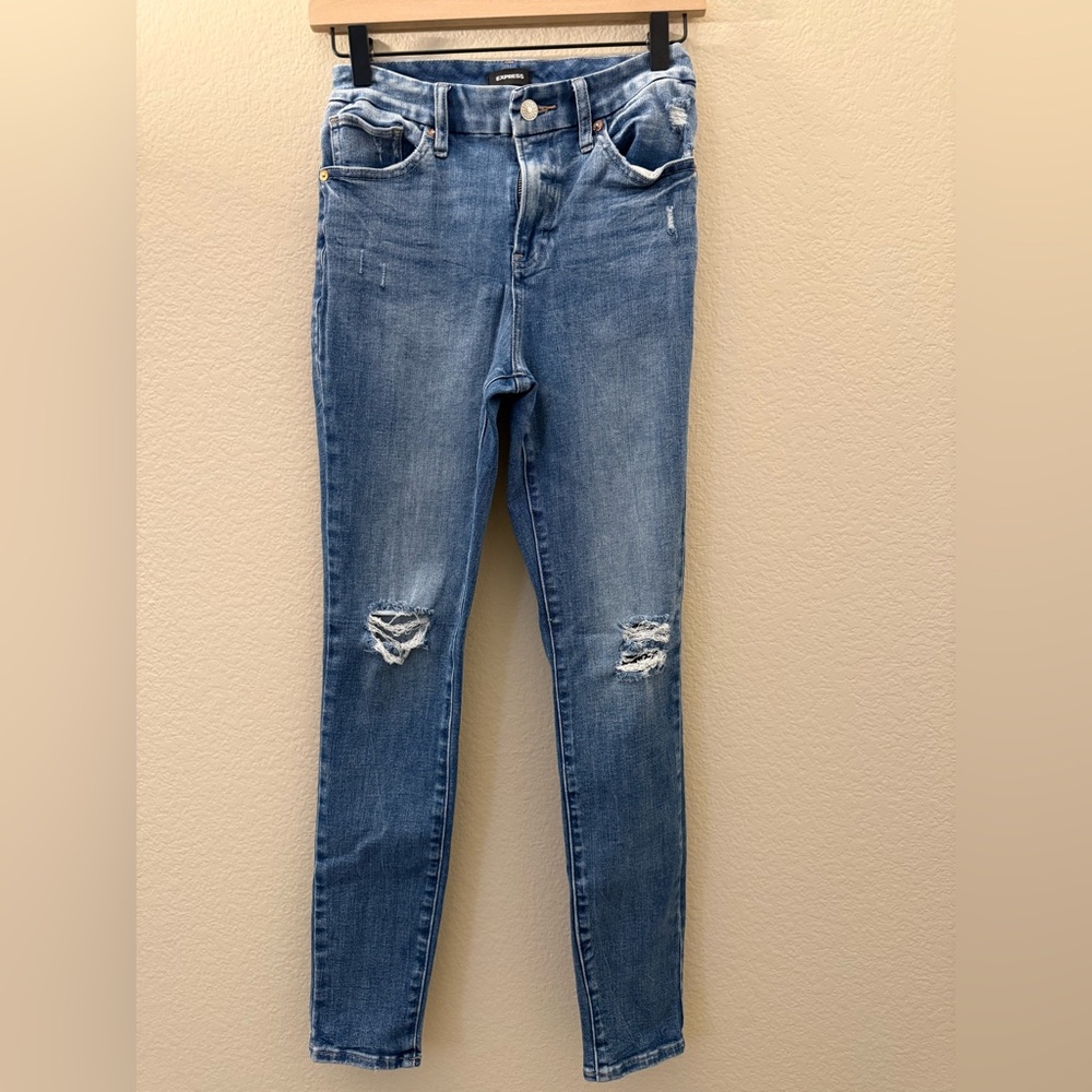 Express Distressed Women’s High Rise Ultra Hyper Stretch Skinny Jeans